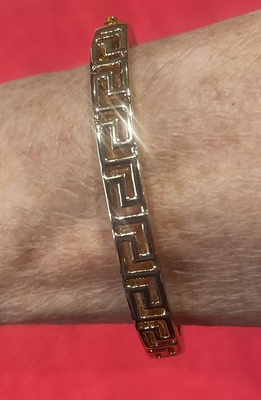 Thick Gold Bracelet, Greek Theme, with clasp